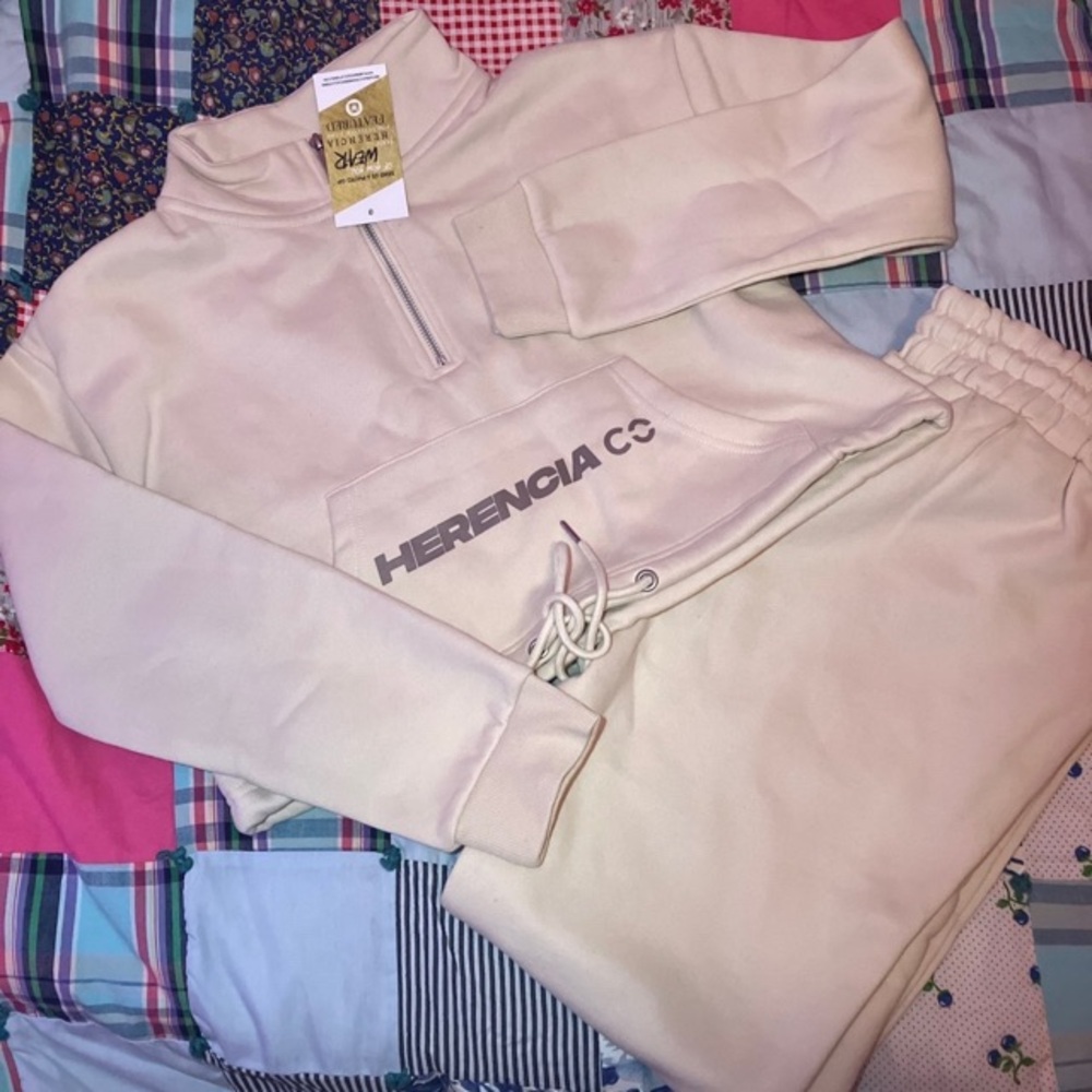New Herencia Clothing Jogger 2 Piece Set